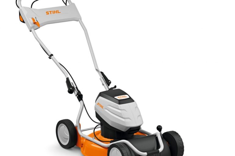 STIHL RMA 2 RV Cordless Lawn Mower Tool Only