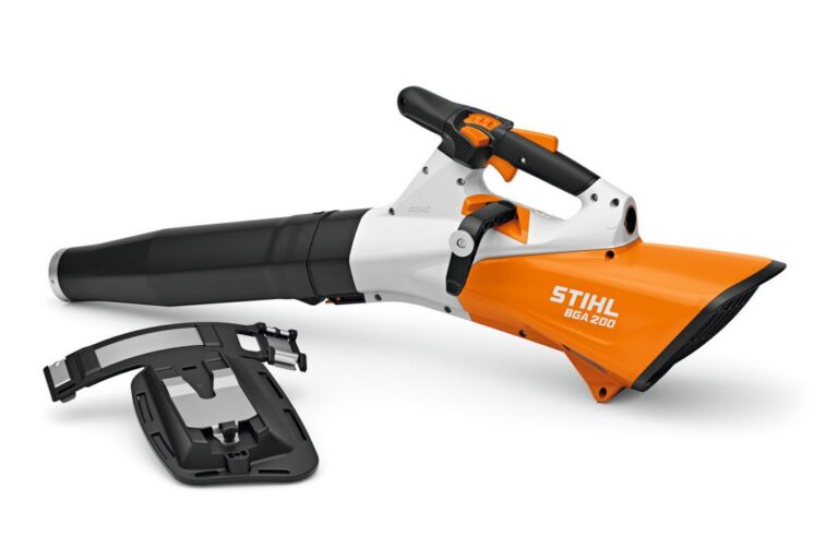 STIHL BGA 200 Cordless Leaf Blower With Comfort Carrying System