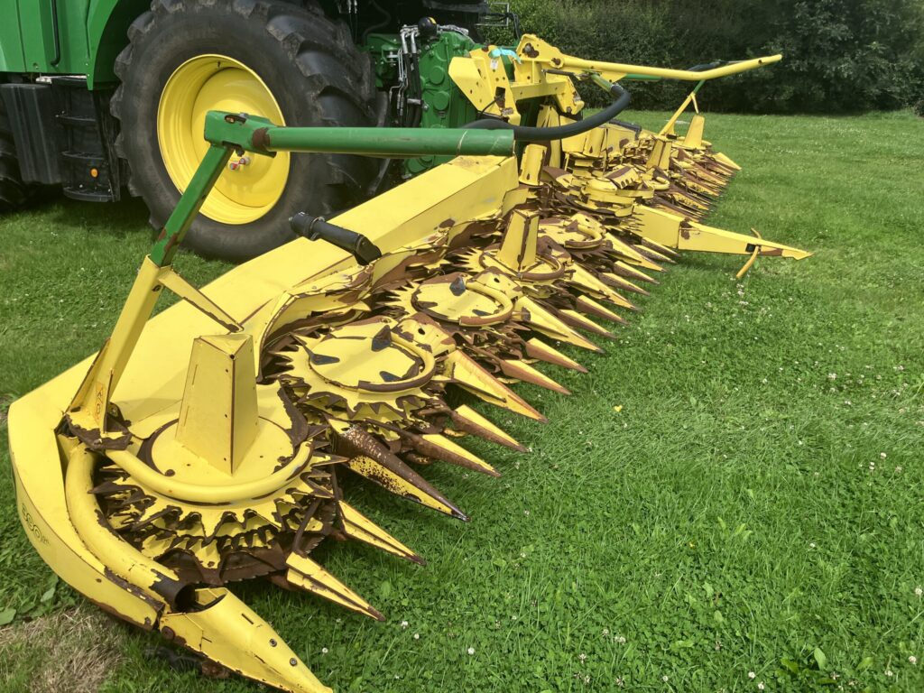 John Deere 390 Plus - Image 8