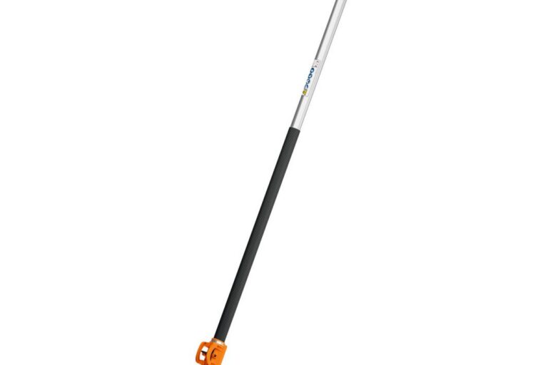 STIHL HT 105 Petrol Pole Pruner - 30 cm / 12" Guide Bar