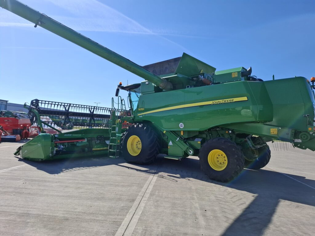 John Deere T670i - Image 3