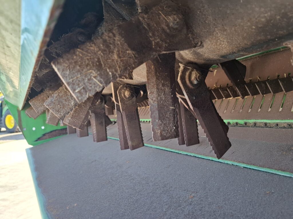 John Deere T670i - Image 14