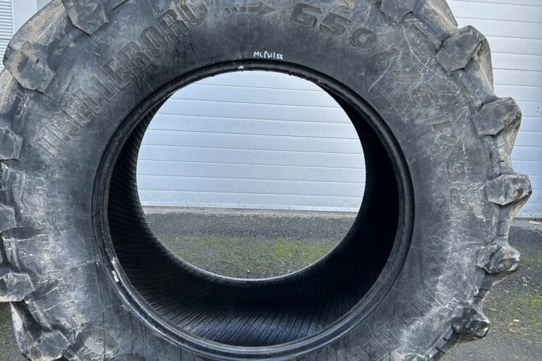 Trelleborg TM900 650/75X38