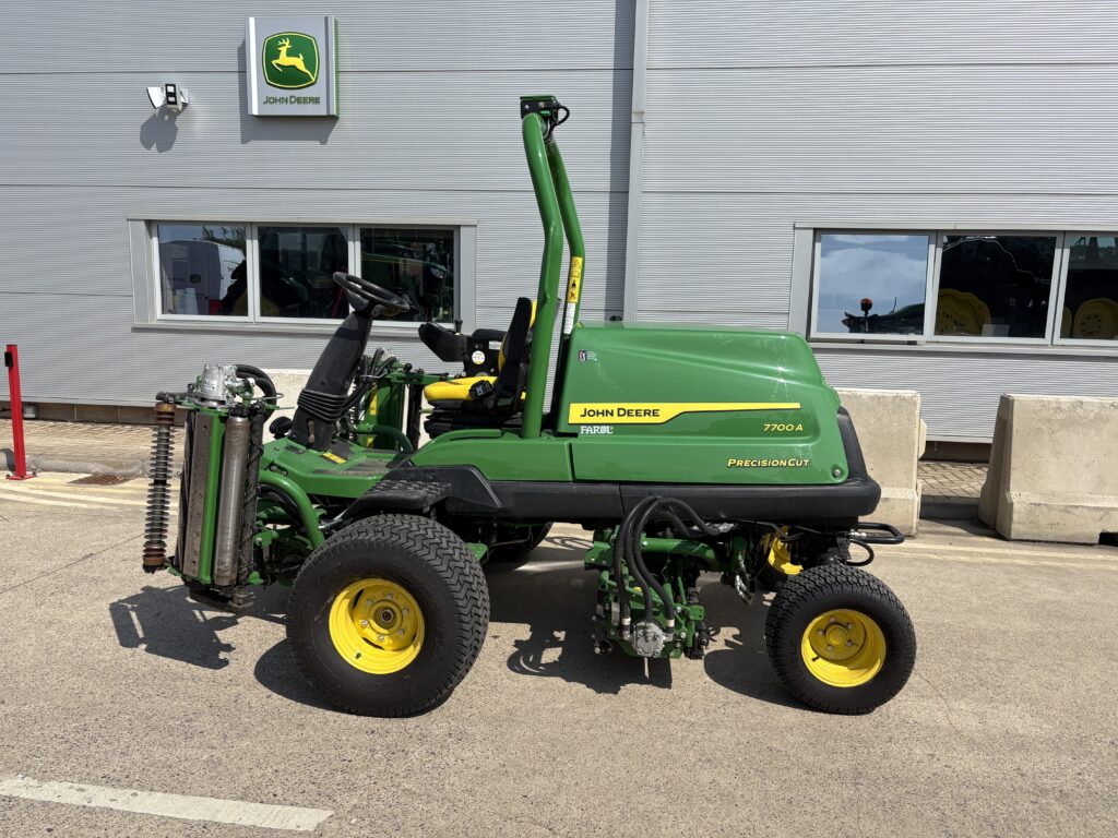 John Deere 7700A Fairway Mower