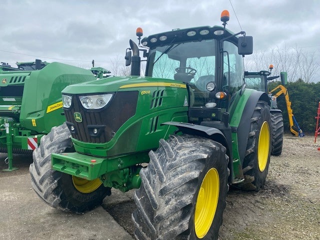 John Deere 6150R - Farol