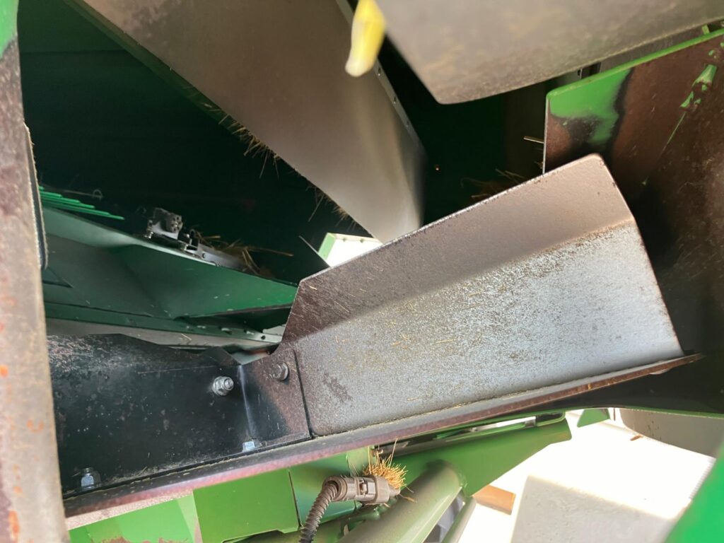 John Deere T560i HM - Image 10