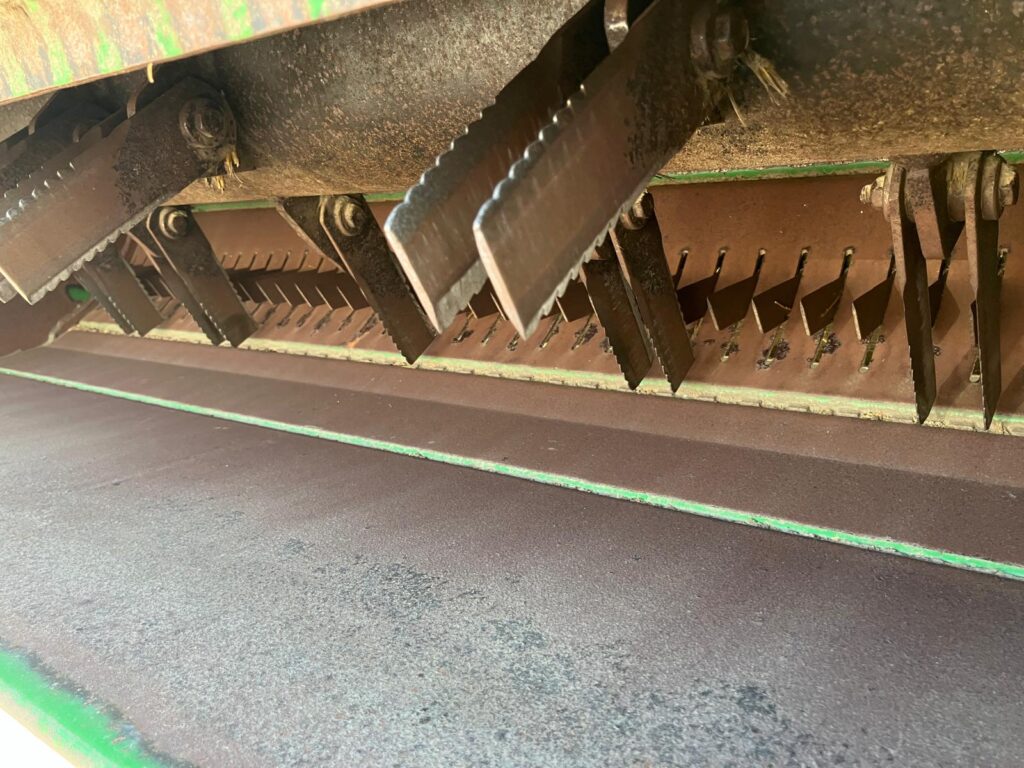 John Deere T560i HM - Image 15