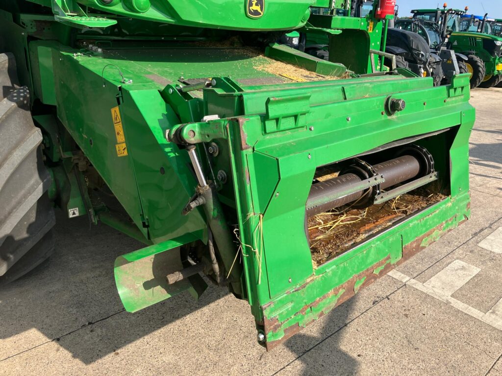 John Deere T560i HM - Image 23