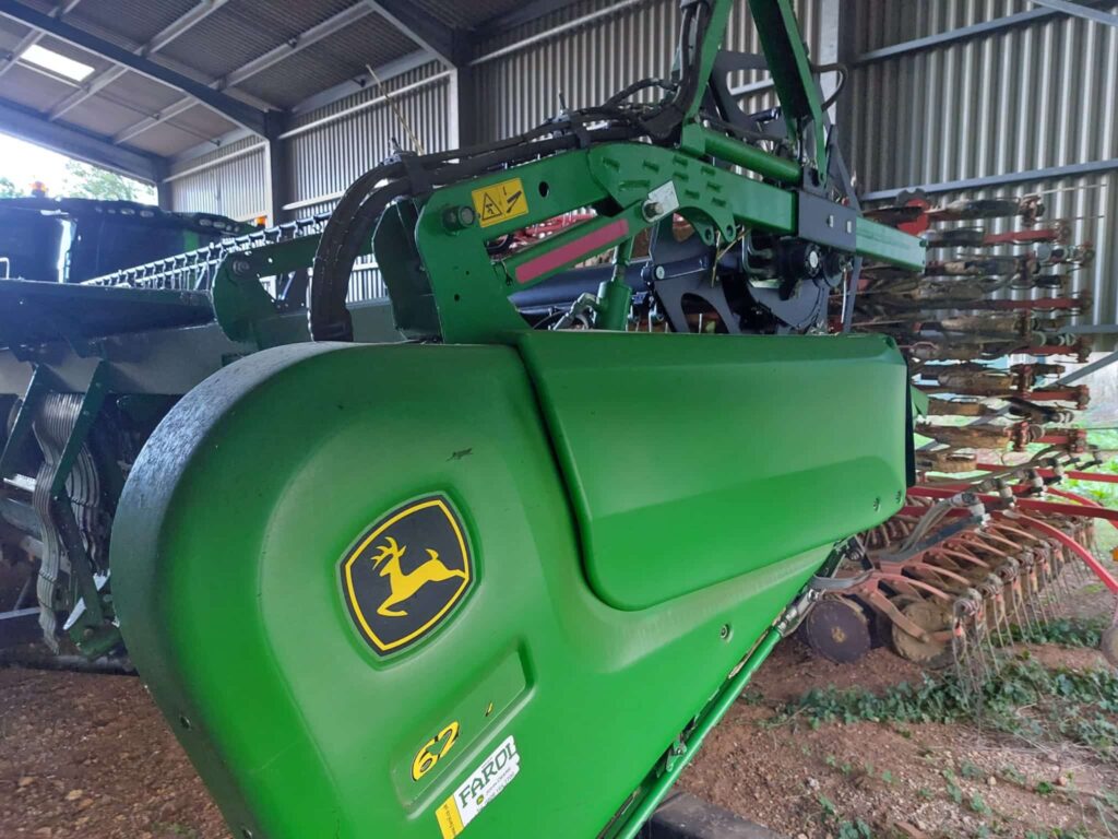 John Deere T560i HM - Image 39