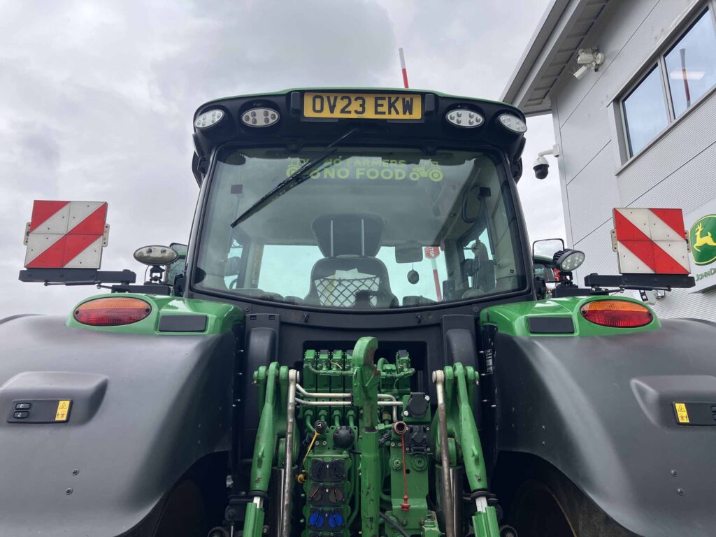 John Deere 6R 215 - Image 16