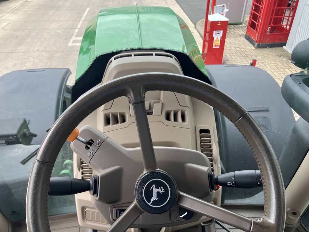 John Deere 6R 215 - Image 22