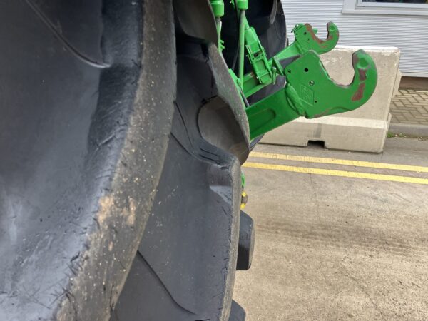 John Deere 7R 310 - Image 15