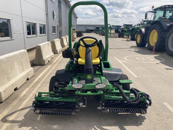 John Deere 7200A utility mower - Image 8