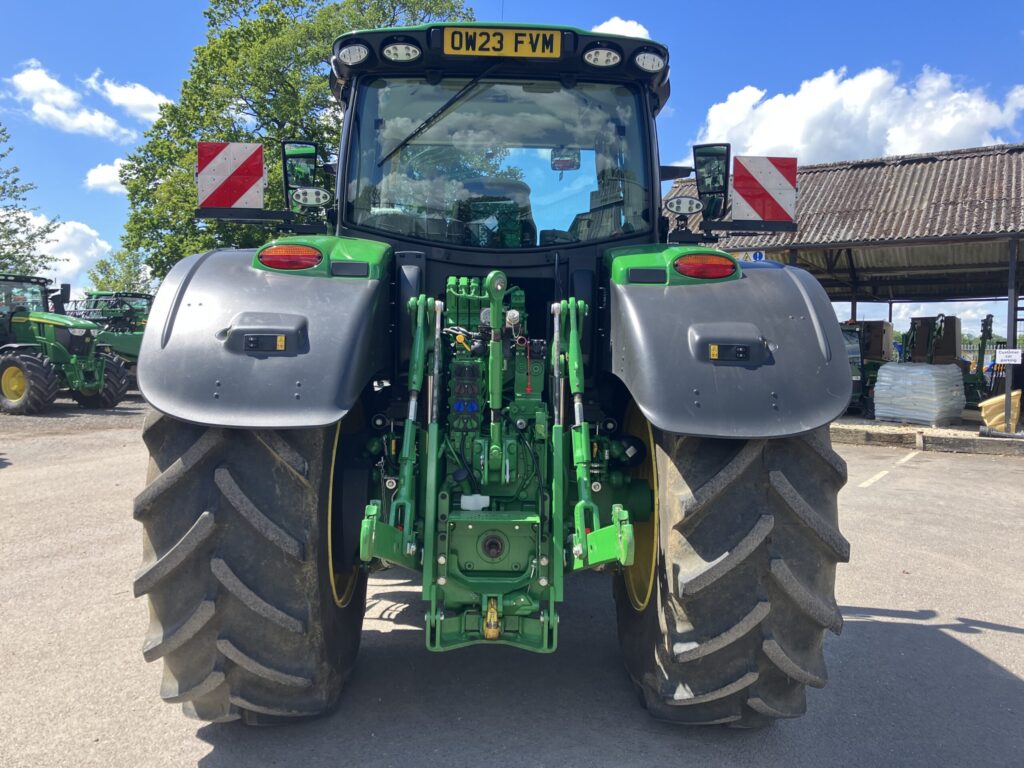John Deere 6R 215 - Image 4