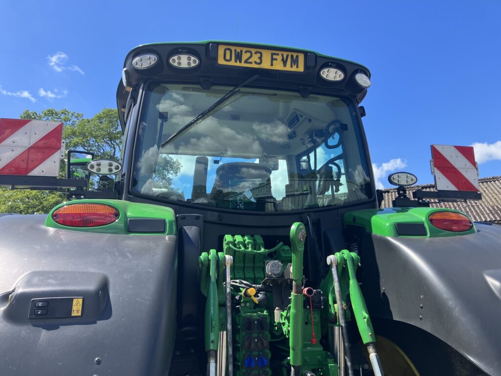 John Deere 6R 215 - Image 17