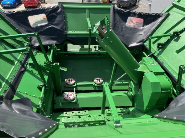 John Deere S780 - Image 25