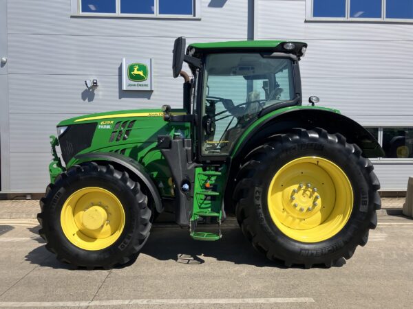 John Deere 6215R - Image 2