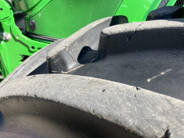 John Deere 6215R - Image 10