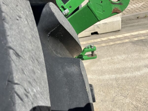 John Deere 6215R - Image 14