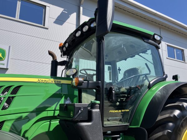 John Deere 6215R - Image 18