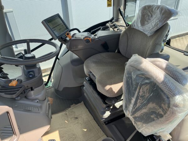 John Deere 6215R - Image 19