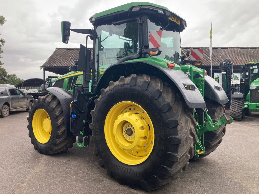 John Deere 7R 310 - Image 11