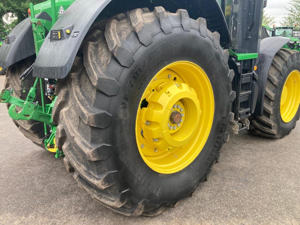 John Deere 7R 310 - Image 8