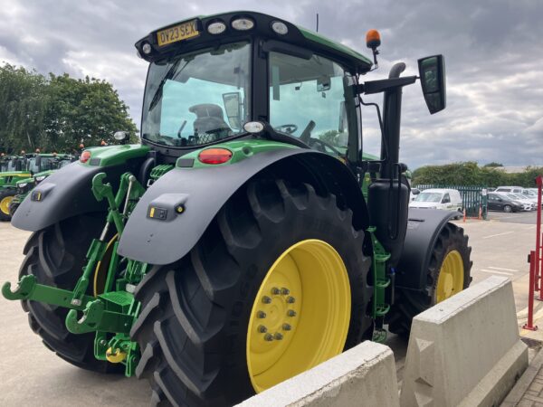 John Deere 6R 215 - Image 4