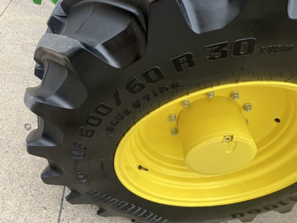 John Deere 6R 215 - Image 9