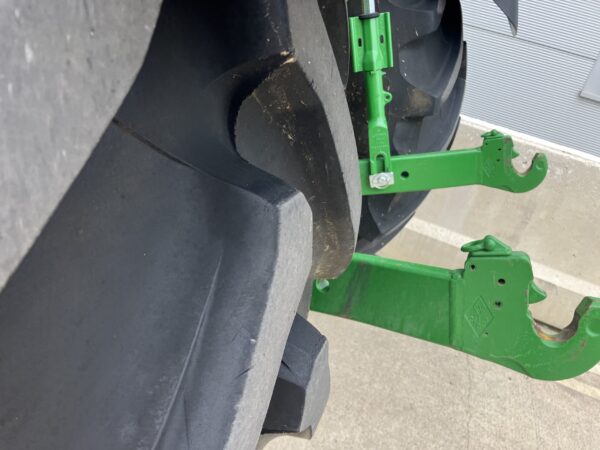 John Deere 6R 215 - Image 12