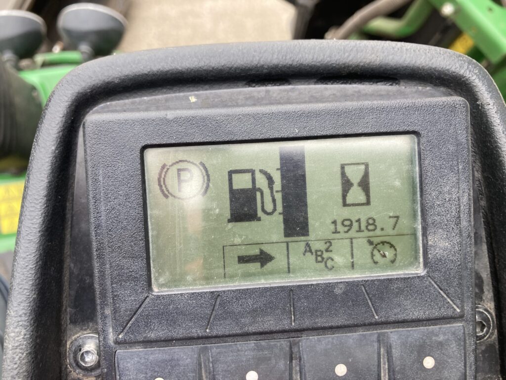 John Deere 7500AE light weight fairway mower - Image 13