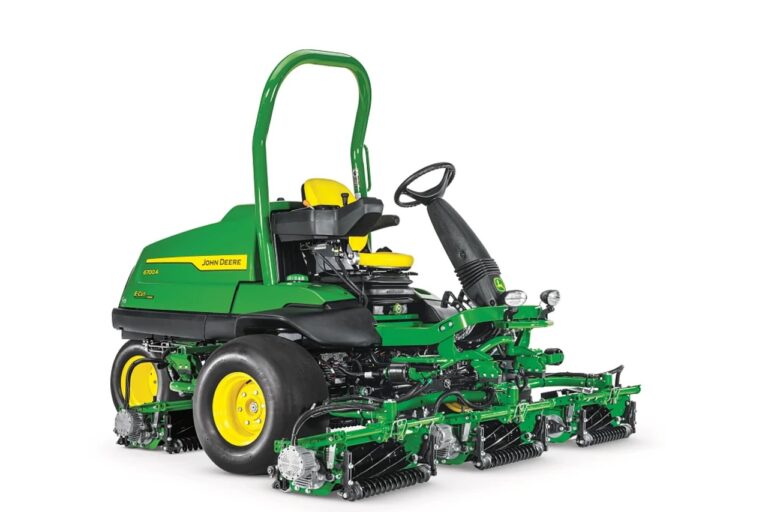 John Deere 6700AE fairway mower