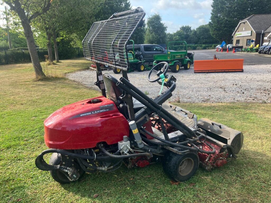 Baroness LM315GC triple greens mower - Image 4