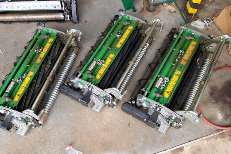 John Deere 2750E QA5 11bld cutting units