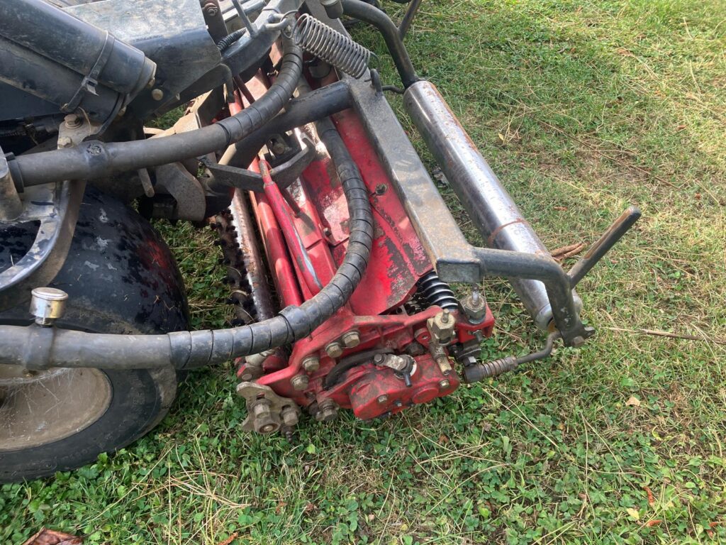 Baroness LM315GC triple greens mower - Image 6