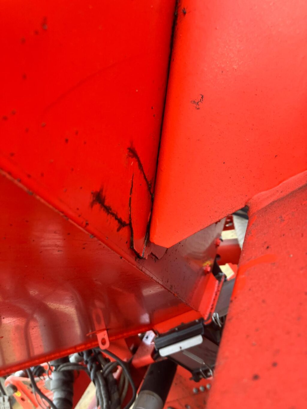 Maschio Alitalia 3mtr drill with 3mtr Power Harrow - Image 14