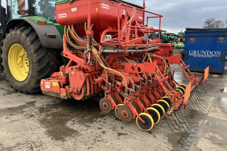 Maschio Alitalia 3mtr drill with 3mtr Power Harrow