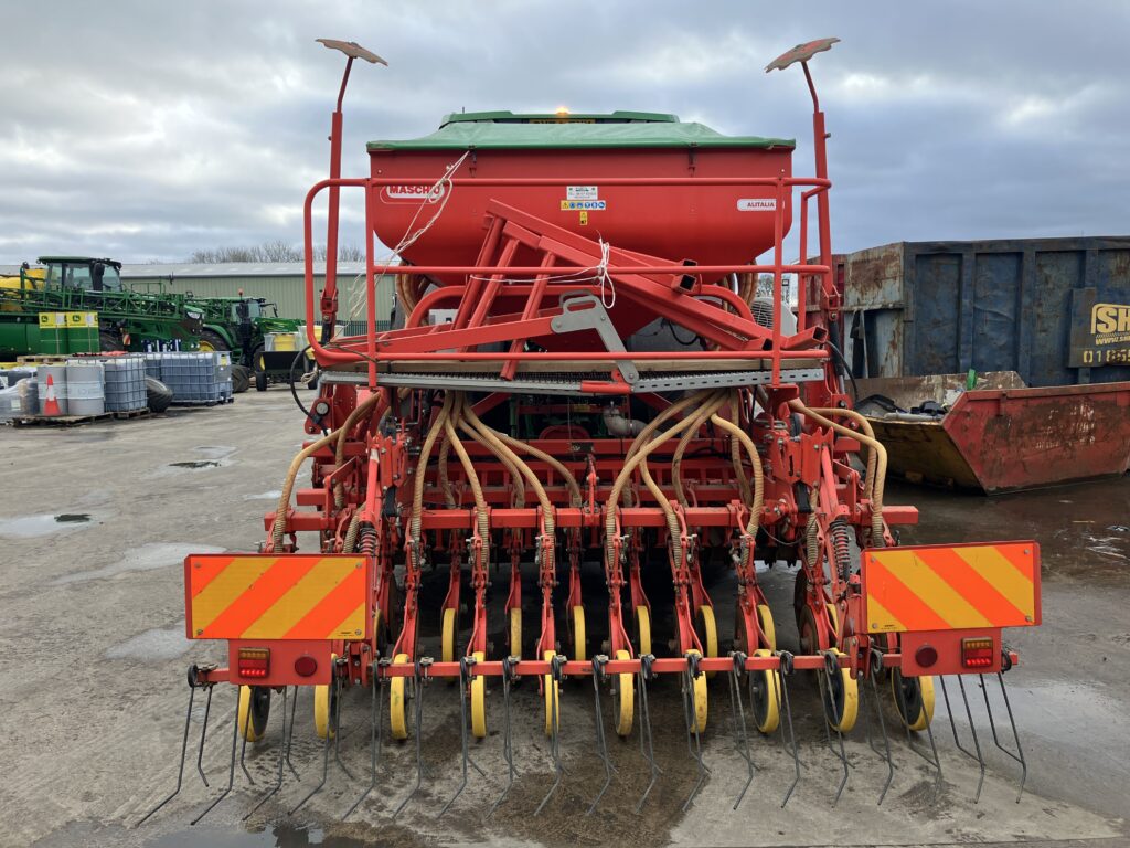 Maschio Alitalia 3mtr drill with 3mtr Power Harrow - Image 2