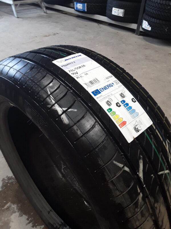Michelin Primacy 4 215/55X18 99V - Image 3