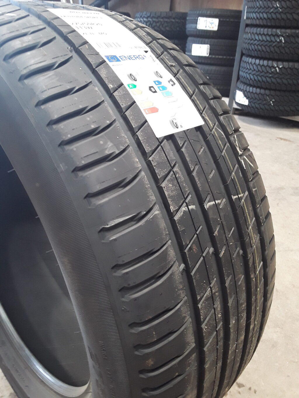 Michelin Latitude Sport 3 275/50X20 113W XL MO - Image 3