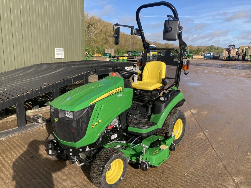 John Deere 1026R compact tractor