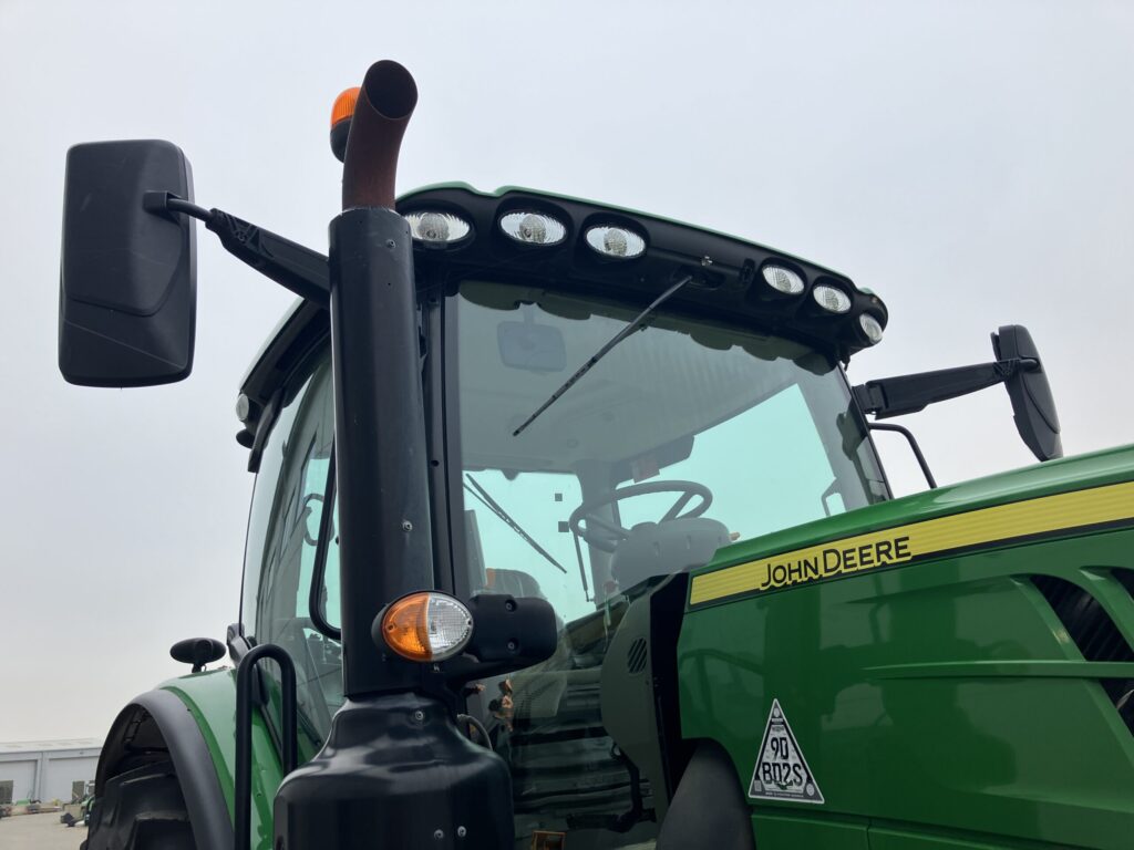 John Deere 6215R - Image 13