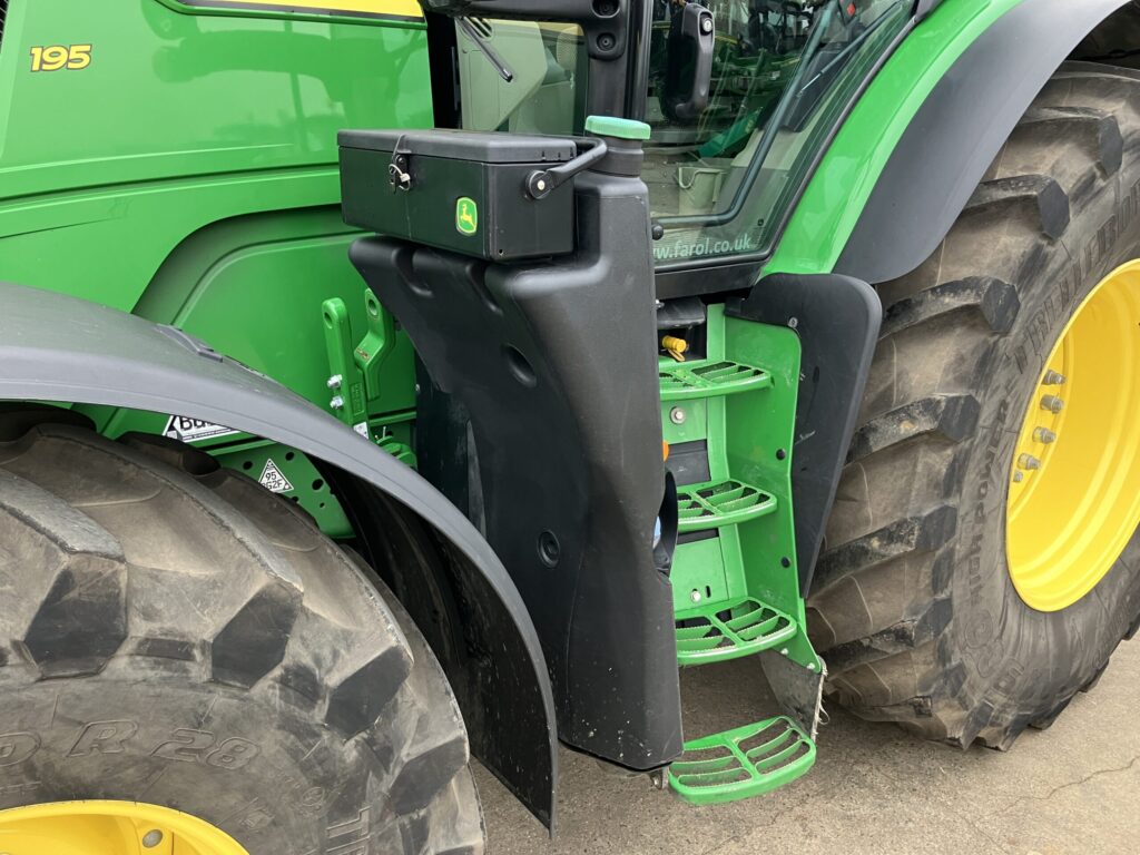 John Deere 6R 195 - Image 11