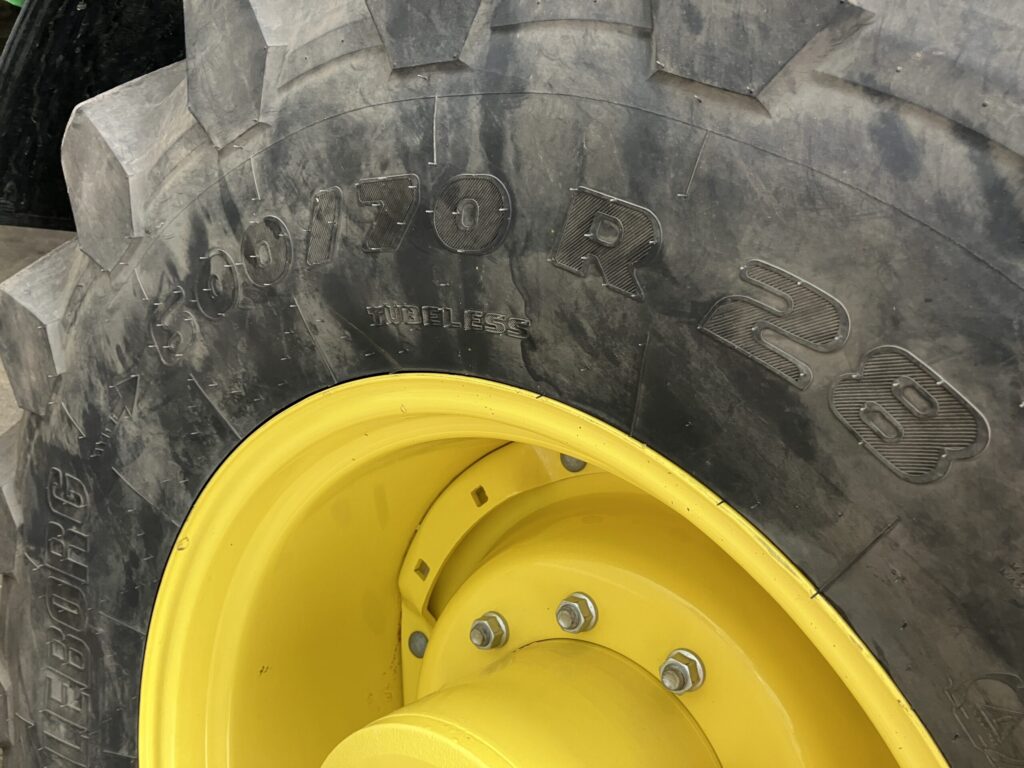 John Deere 6R 195 - Image 25