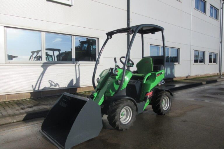 Avant 220