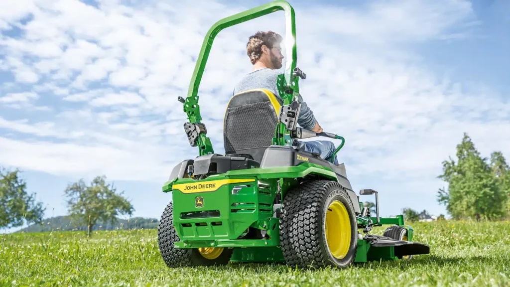 John Deere Z545R Zero Turn Mower - Image 5