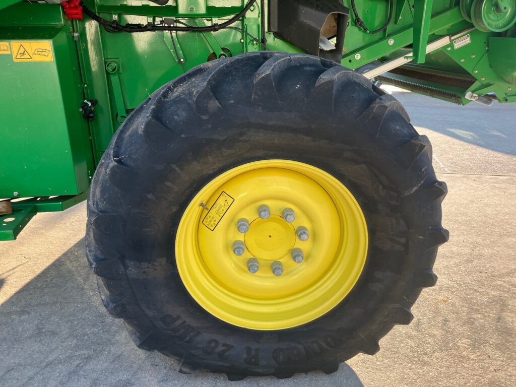 JOHN DEERE S685 TM - Image 18