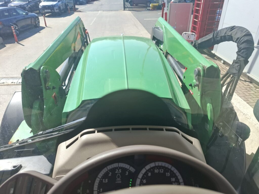 John Deere 6135R - Image 15