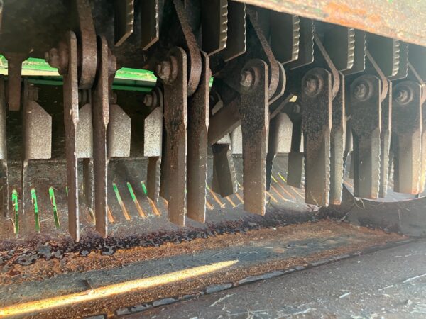 JOHN DEERE S685 TM - Image 12