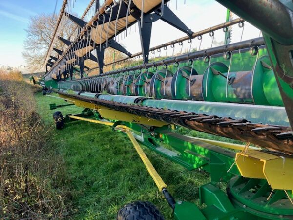 John Deere S690 TM - Image 28